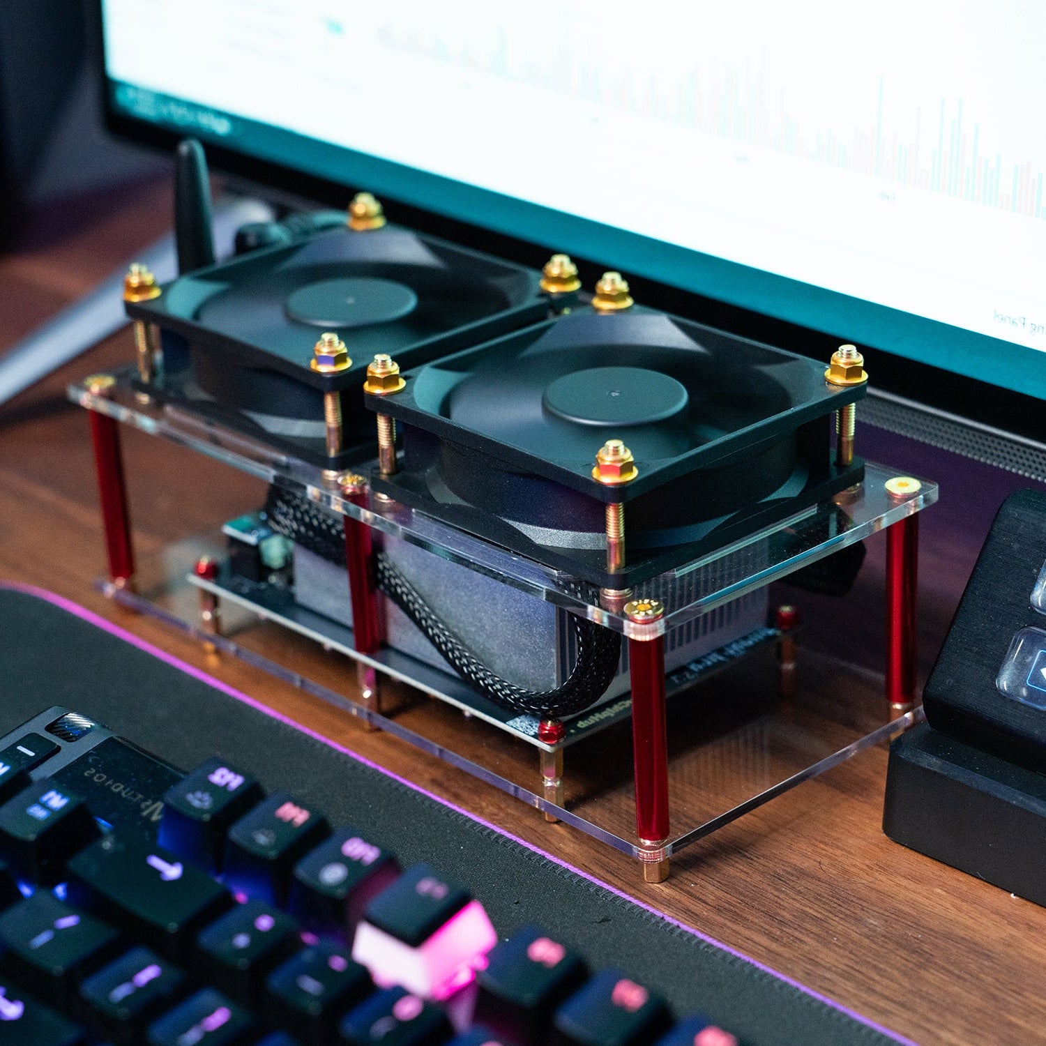 Bitcoin Merch® - Bitaxe HEX Lottery Miner 3TH/s + Clear Case