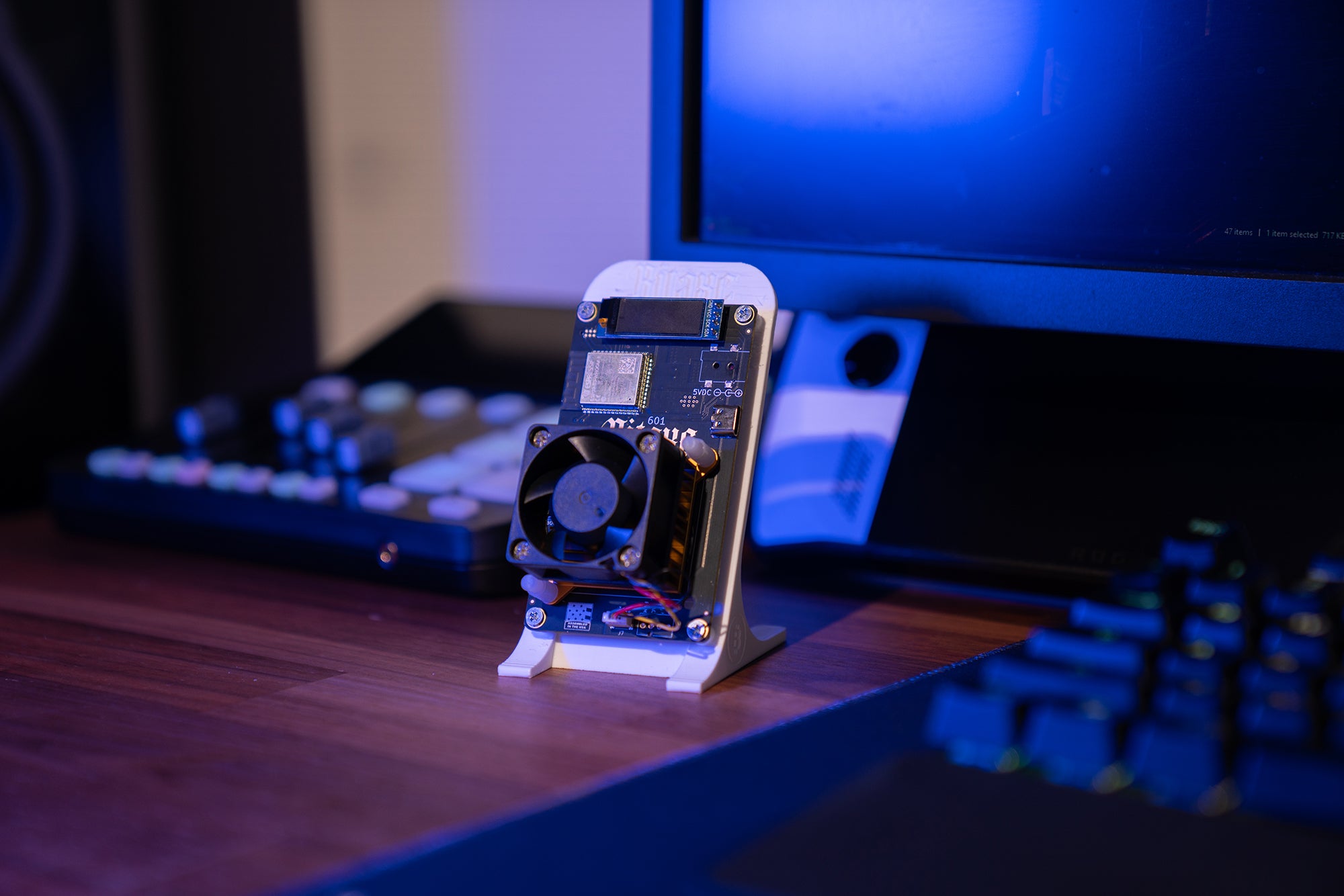 Bitcoin Merch® - Bitaxe Gamma Lottery Miner + Power Supply Upto 1.2TH/s