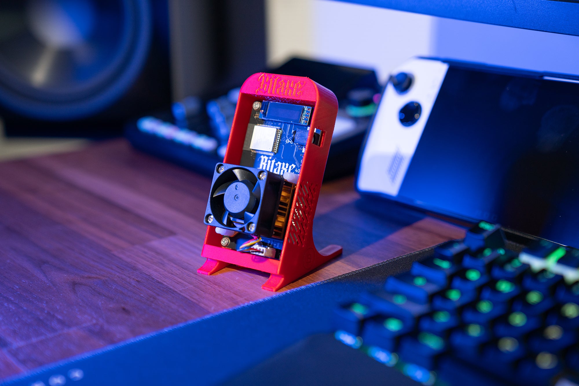 Bitcoin Merch® - Bitaxe 401 Supra + Power Supply Miner 600GH/s