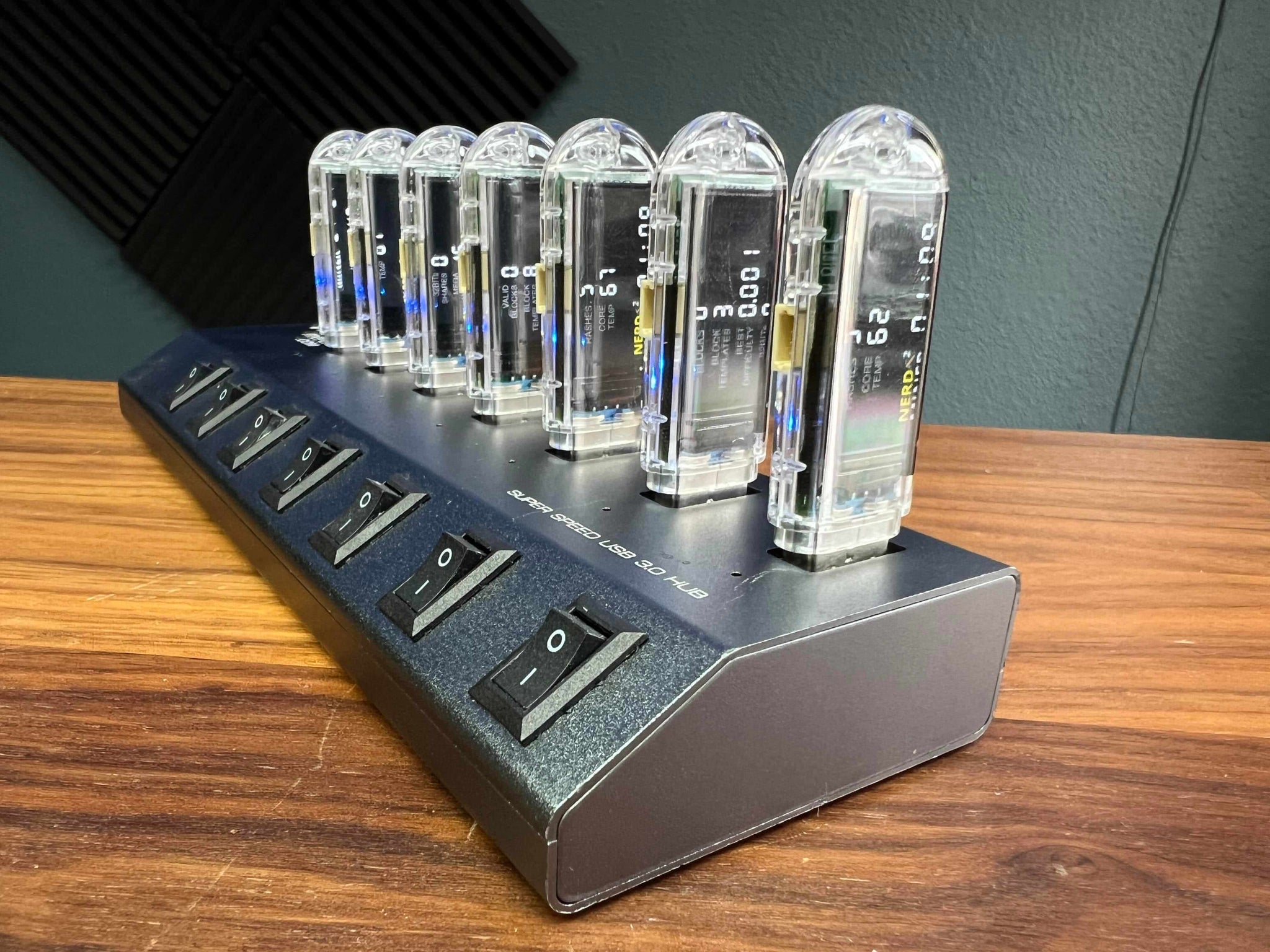 Bitcoin Merch® - 7x NerdMiner 2 - USB Lottery Miner COMBO