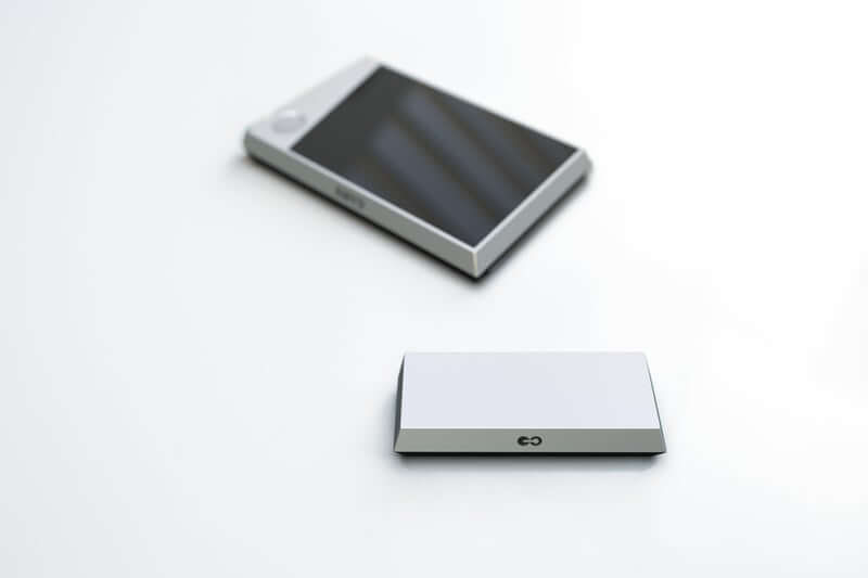 Keevo Model 1 Cryptocurrency Hardware Wallet